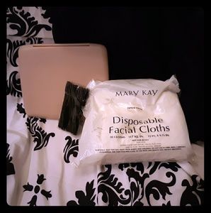 Mary Kay Consultant Selling Aides and Supports